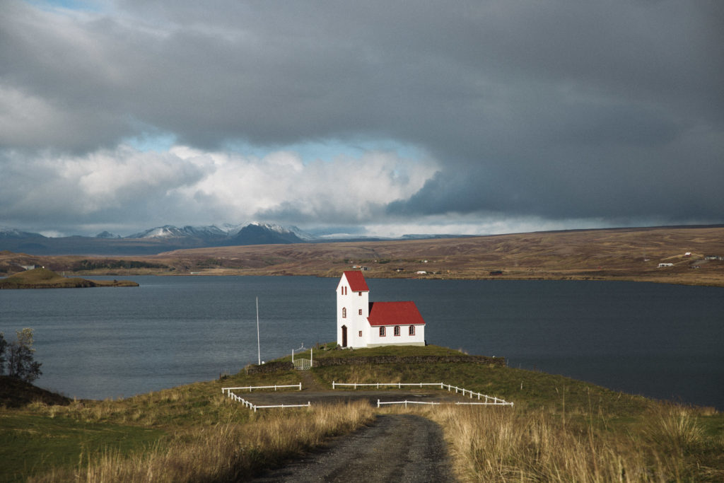 Roadtrip durch Island mit einem Hochzeitsfotograf