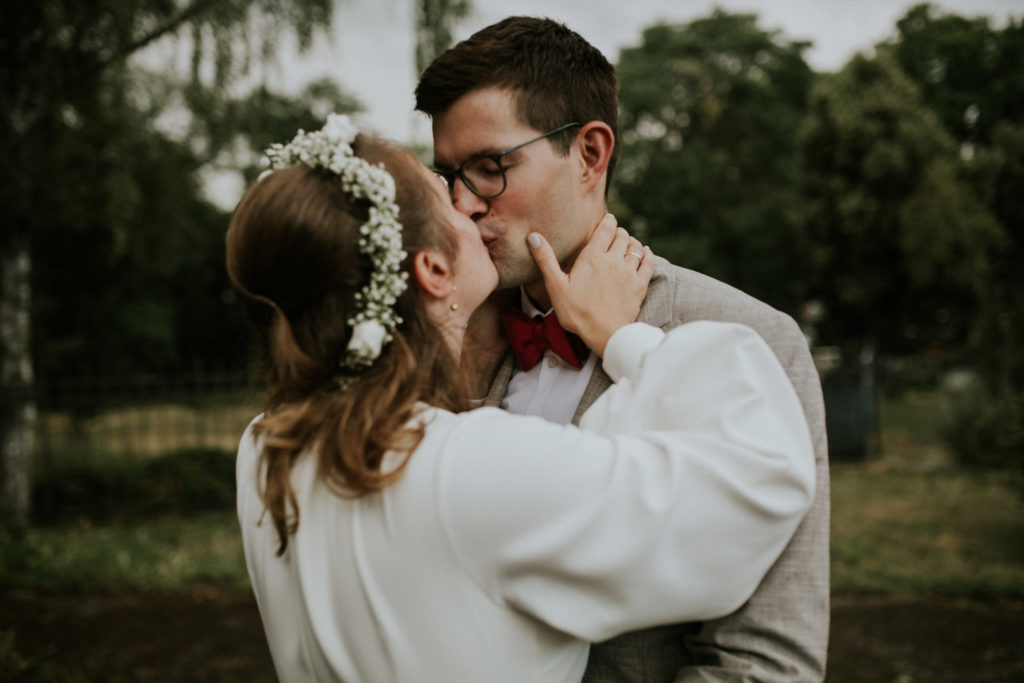 Hochzeitsfotograf Berlin auf Schloss Plaue in Brandenburg